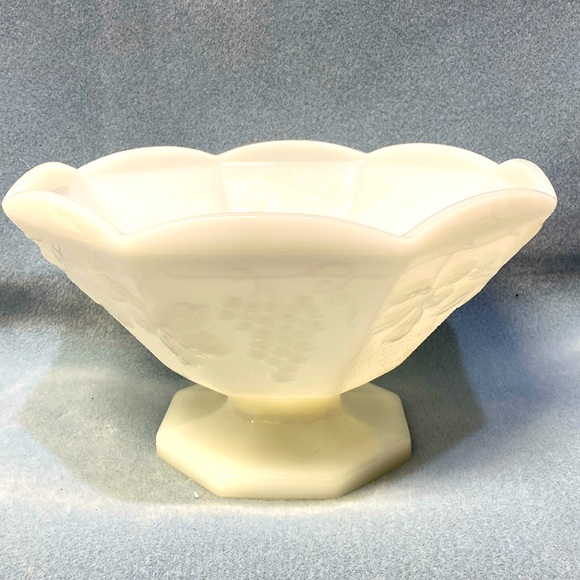 anchor-hocking-dining-vintage-anchor-hocking-white-milk-glass